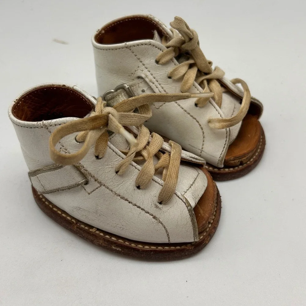 Vintage White Leather Orthopedic Baby Shoes High Top Open Toe Lace Up Buckle